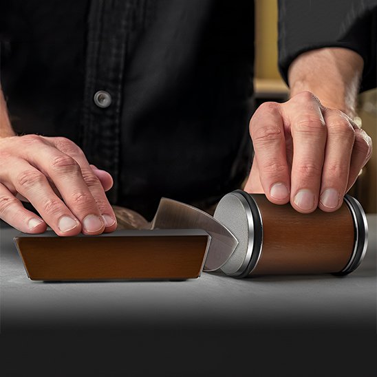aiguiseur couteau profibois prepare le couteau pour bien laffiler